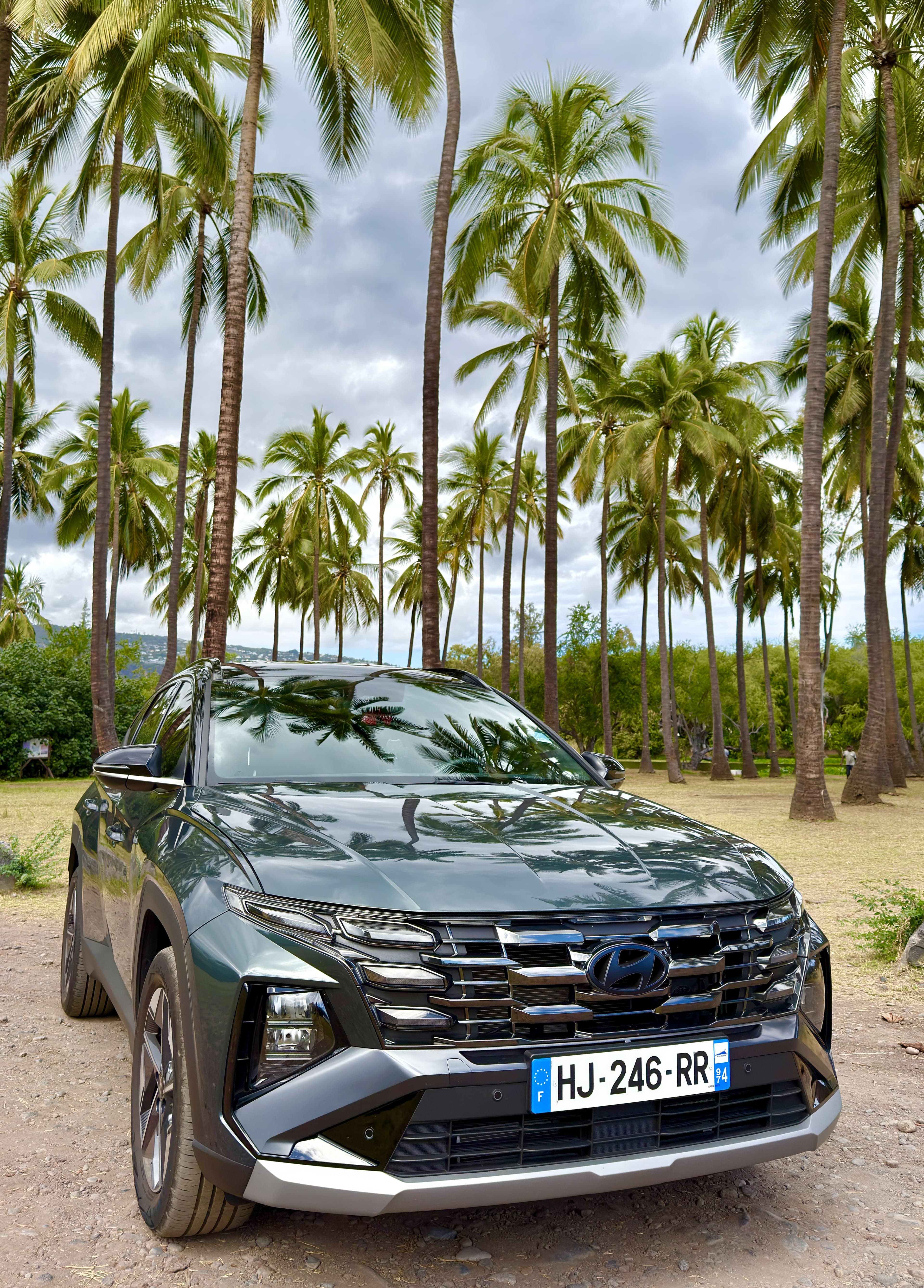 SUV GS Transport sous les cocotiers